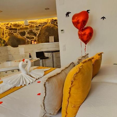 Loft con Jacuzzi os Arcos Sober Exterior foto