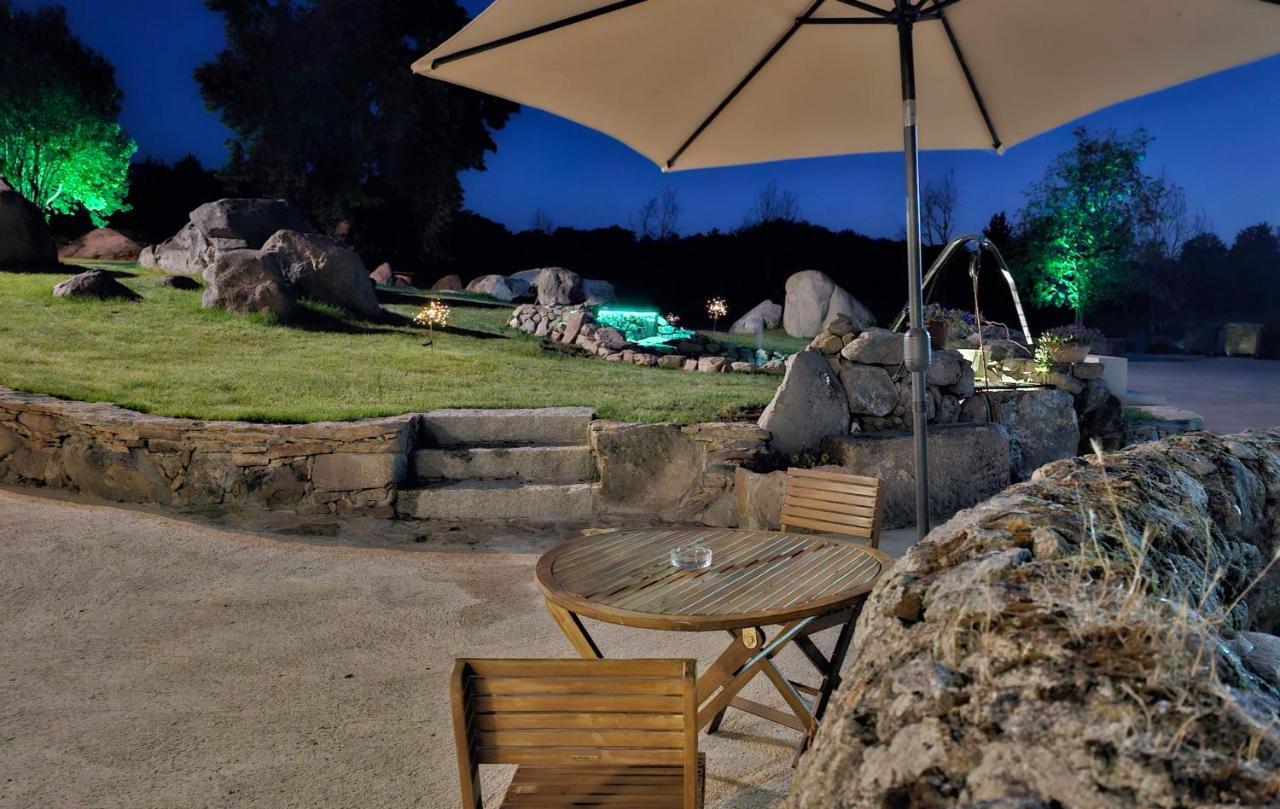 Loft con Jacuzzi os Arcos Sober Exterior foto